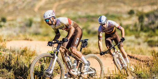 Tagesaktuell: So schlägt sich das Canyon Sidi MTB Team auf der Absa Cape Epic 