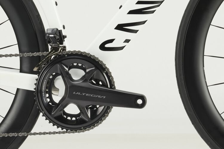 Aeroad CF SLX 8 Di2 Aeroad CF SLX 8 Di2