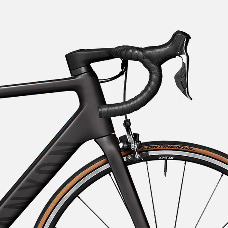 Ultimate CF SL 8 Di2 Ultimate CF SL 8 Di2