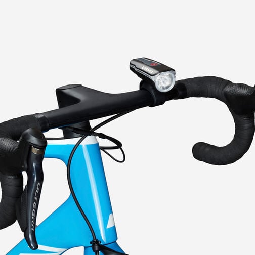SIGMA SPORT Fahrradbeleuchtung Auro 60 & Nugget II Fahrradlicht+Rücklicht,  Verstellbare Halterung 360 Grad