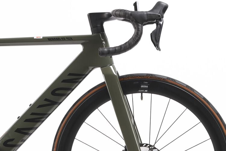 Aeroad CF SLX 7 Di2 Aeroad CF SLX 7 Di2