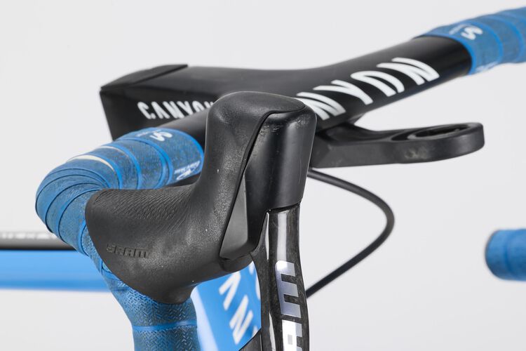 Ultimate CF SLX Team Movistar WMN Ultimate CF SLX Team Movistar WMN