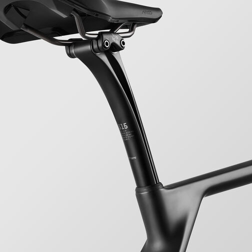Endurace CF SLX 8 Di2 Endurace CF SLX 8 Di2