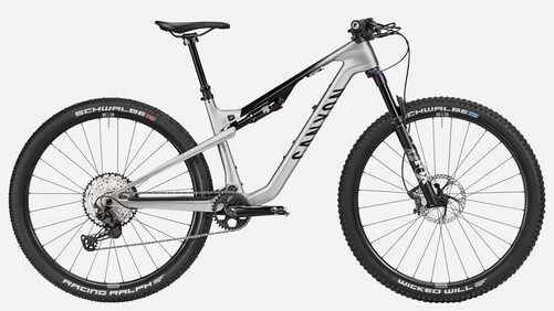 Lux Trail CF 8 Lux Trail CF 8