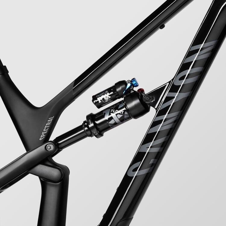Spectral 27.5 CF 8 Spectral 27.5 CF 8