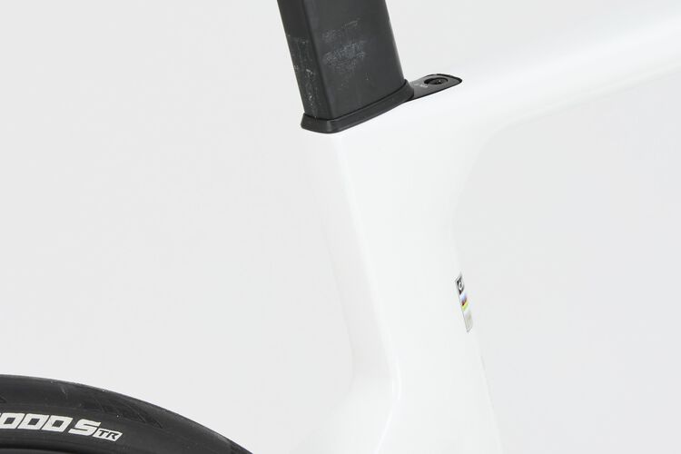 Aeroad CF SLX 8 Di2 Aeroad CF SLX 8 Di2