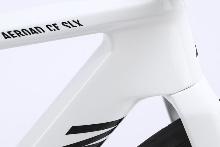 Aeroad CF SLX 8 Di2 Aeroad CF SLX 8 Di2