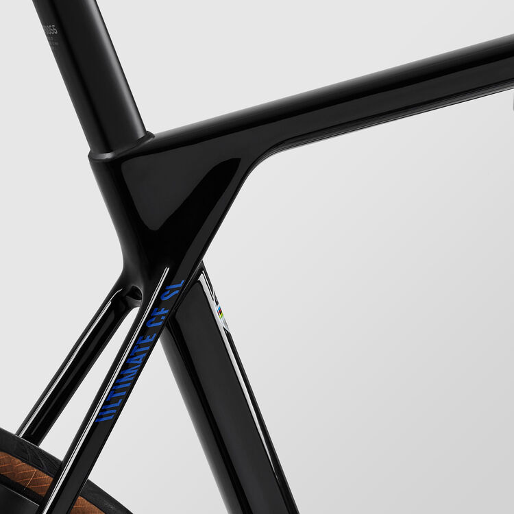 Ultimate CF SL 7 eTap Ultimate CF SL 7 eTap