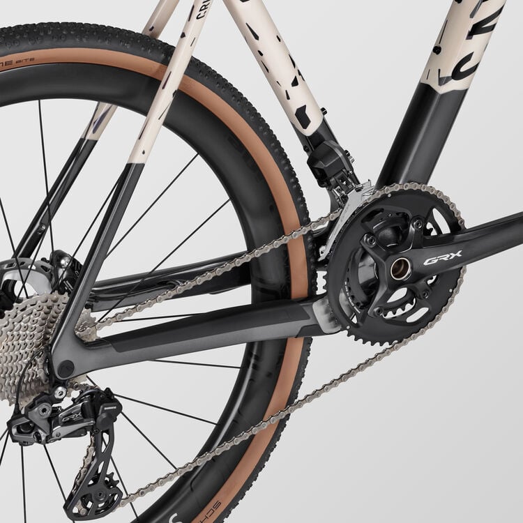 Grizl CF SLX 8 Di2 Grizl CF SLX 8 Di2