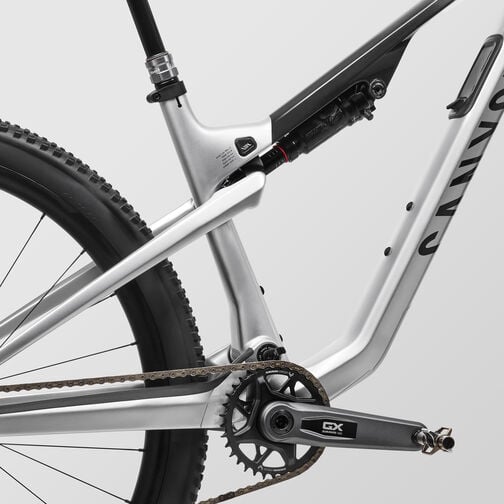 Lux Trail CF 9 Lux Trail CF 9