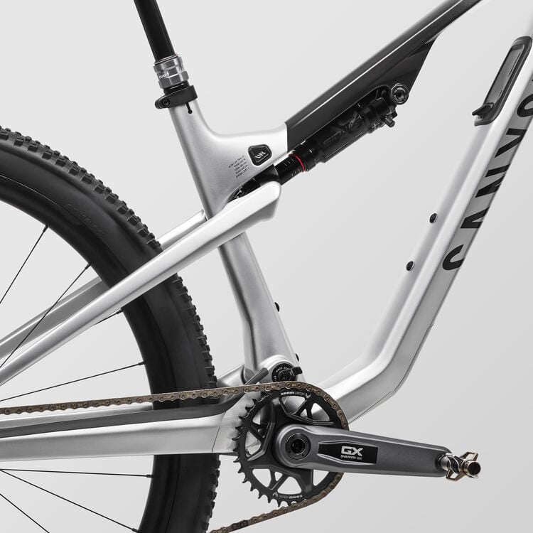 Lux Trail CF 9 Lux Trail CF 9