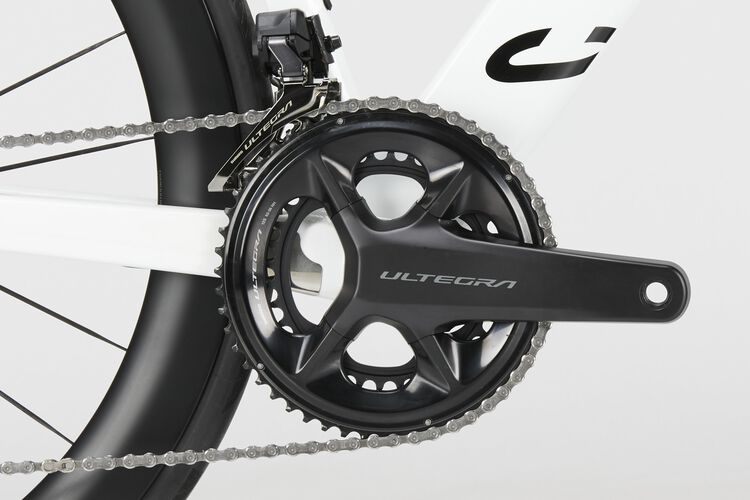 Aeroad CF SLX 8 Di2 Aeroad CF SLX 8 Di2
