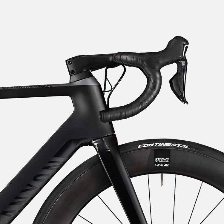 Aeroad CF SL Disc 8.0 Di2 Aeroad CF SL Disc 8.0 Di2
