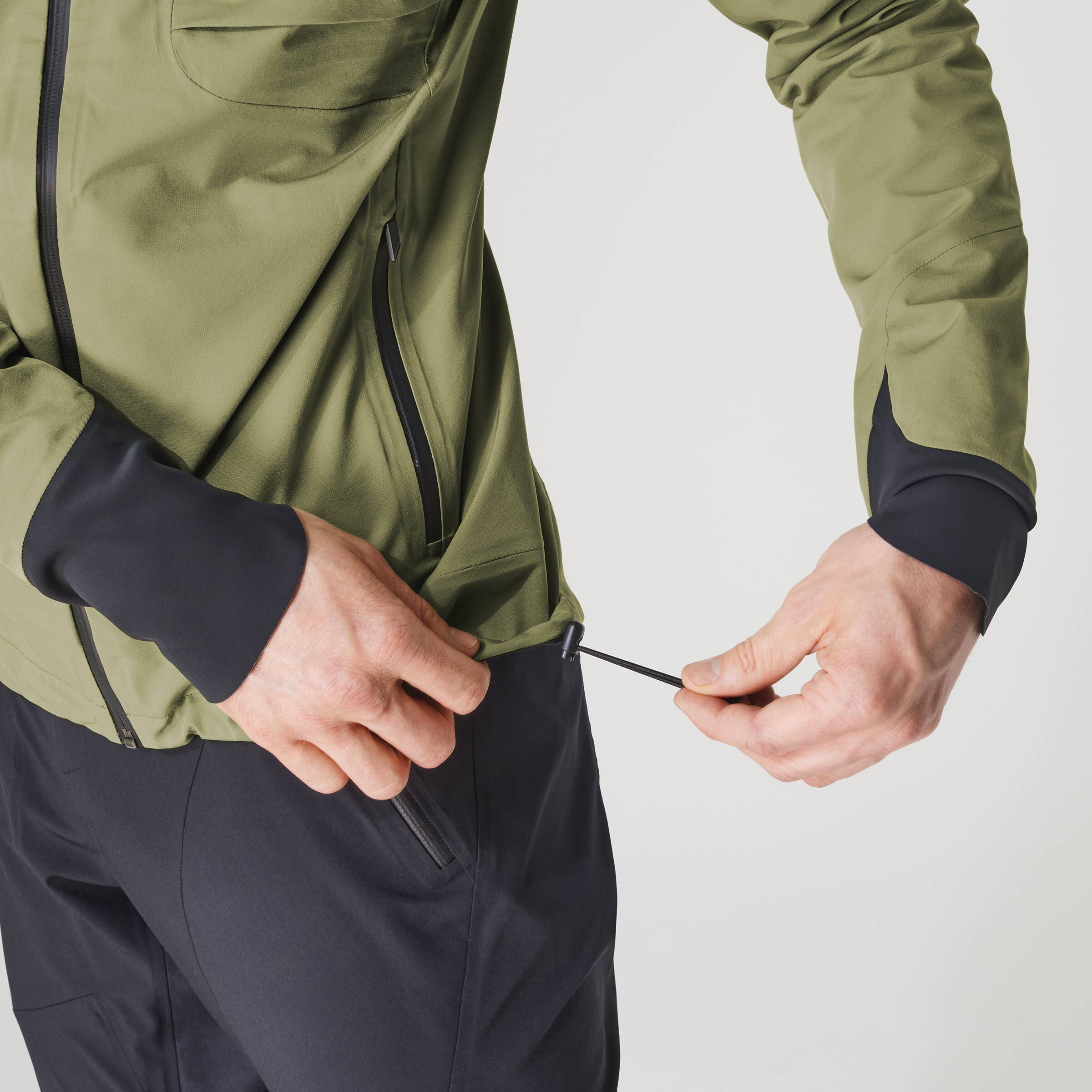 Hoodless rain jacket 2025
