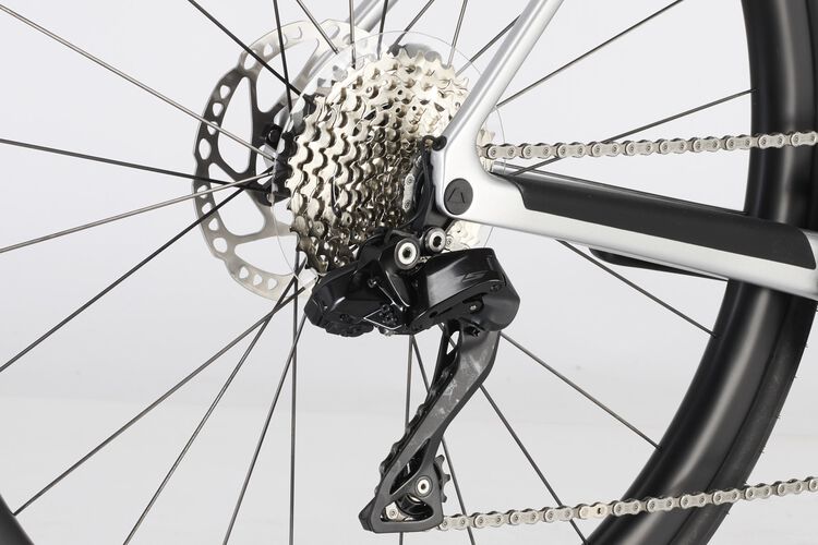 Endurace CF SLX 7 Di2 Endurace CF SLX 7 Di2