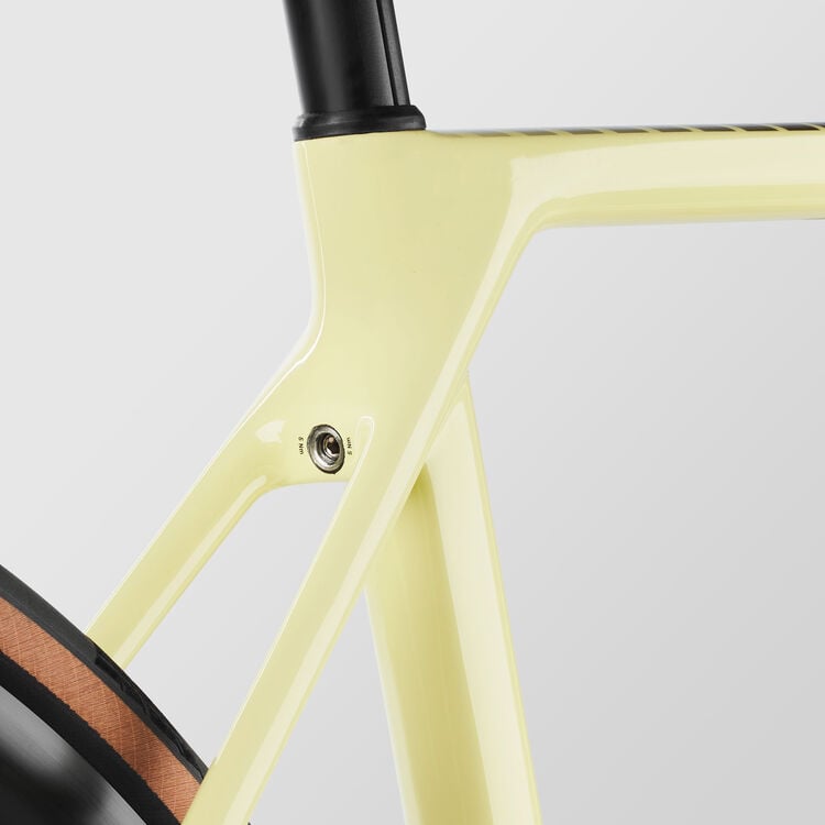 Endurace CF SL 8 Di2 Endurace CF SL 8 Di2