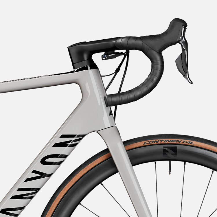 Endurace CF SL 8 Disc AERO Endurace CF SL 8 Disc AERO