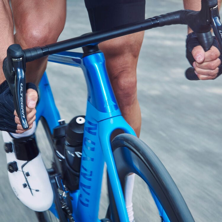 Aeroad CF SLX 8 Disc eTap Aeroad CF SLX 8 Disc eTap