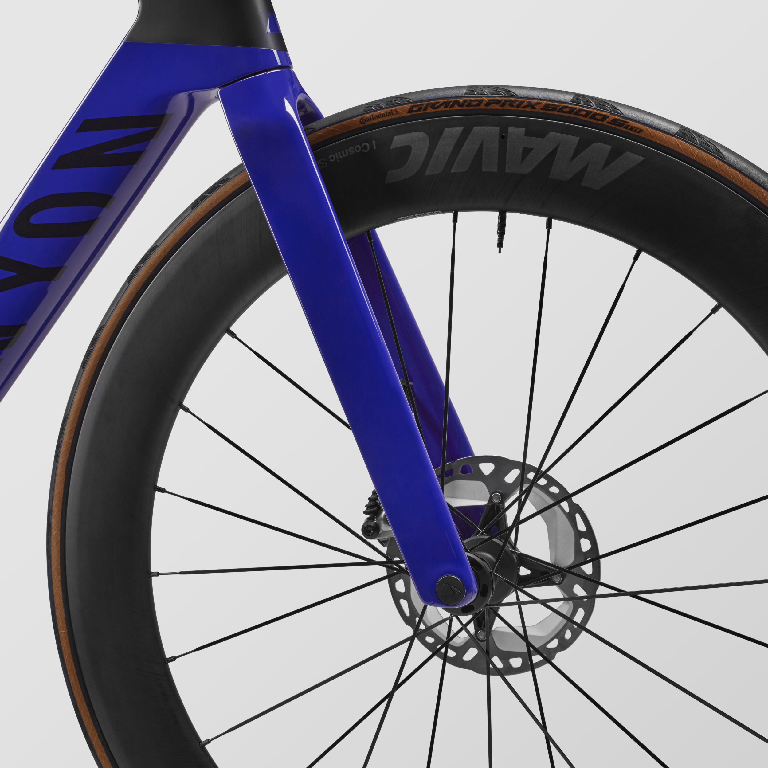 Aeroad CF SLX 8 Di2 Cosmic