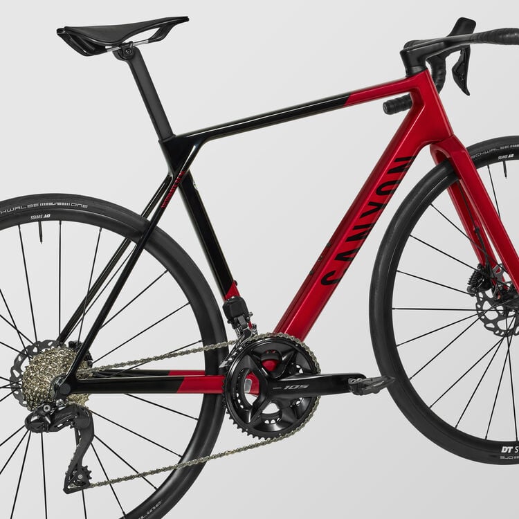 Ultimate CF SL 7 Di2 Ultimate CF SL 7 Di2