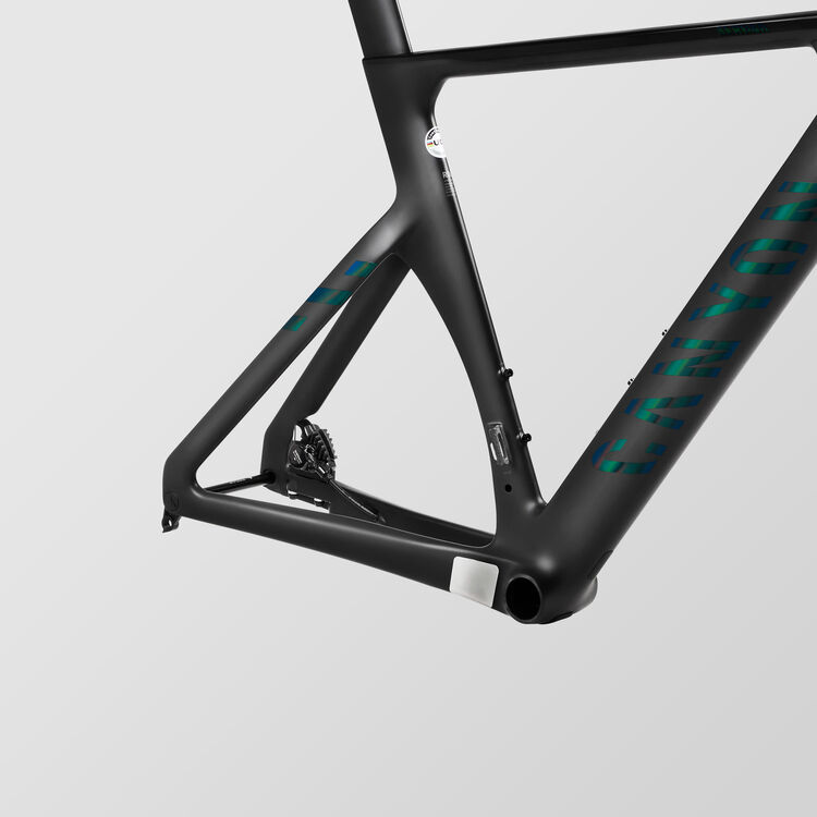 Aeroad CFR Disc Frame and Brake Kit Aeroad CFR Disc Frame and Brake Kit