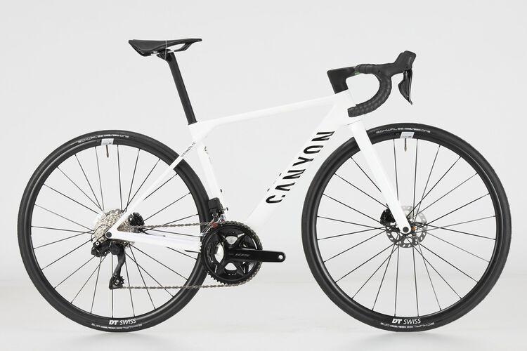 Ultimate CF 7 Di2 Ultimate CF 7 Di2