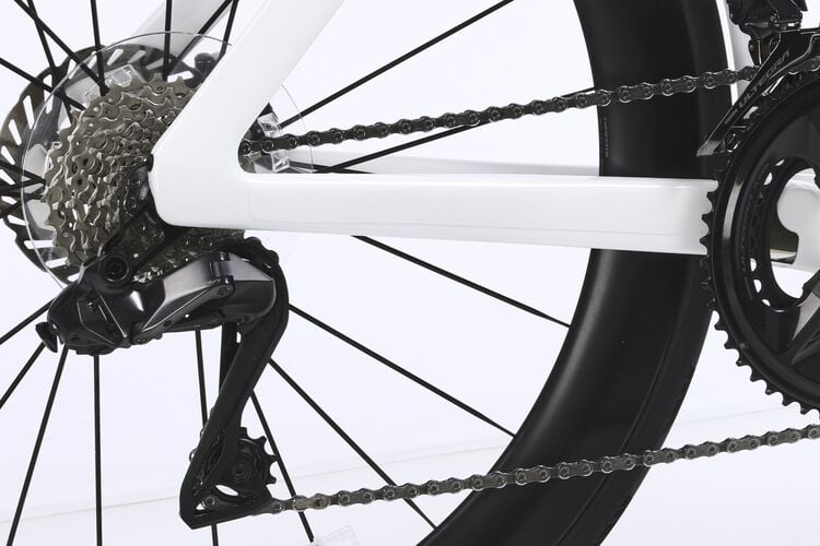 Aeroad CF SLX 8 Di2 Aeroad CF SLX 8 Di2