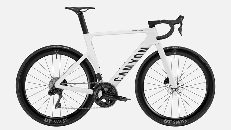 Aeroad CF SLX 7 Di2 Aeroad CF SLX 7 Di2