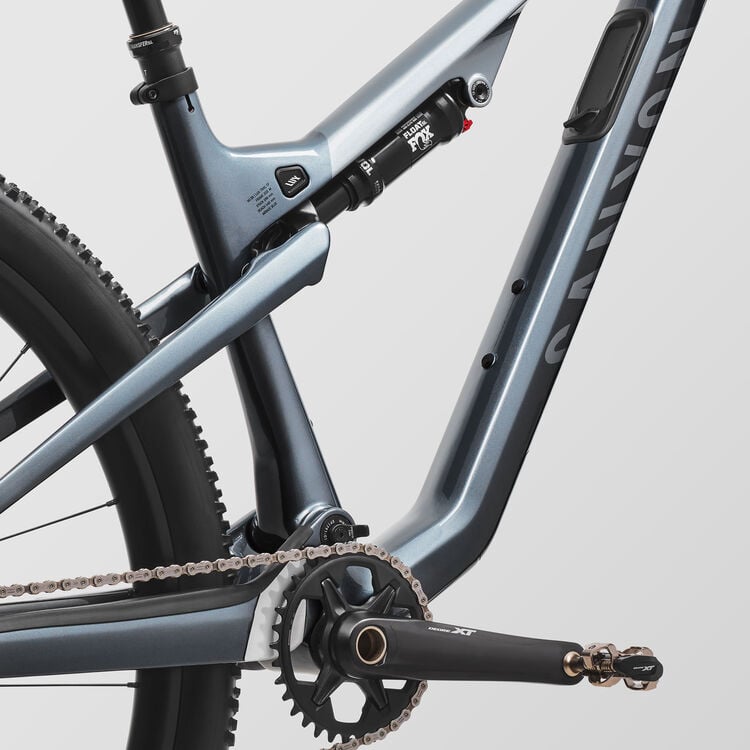 Lux Trail CF 8 Lux Trail CF 8