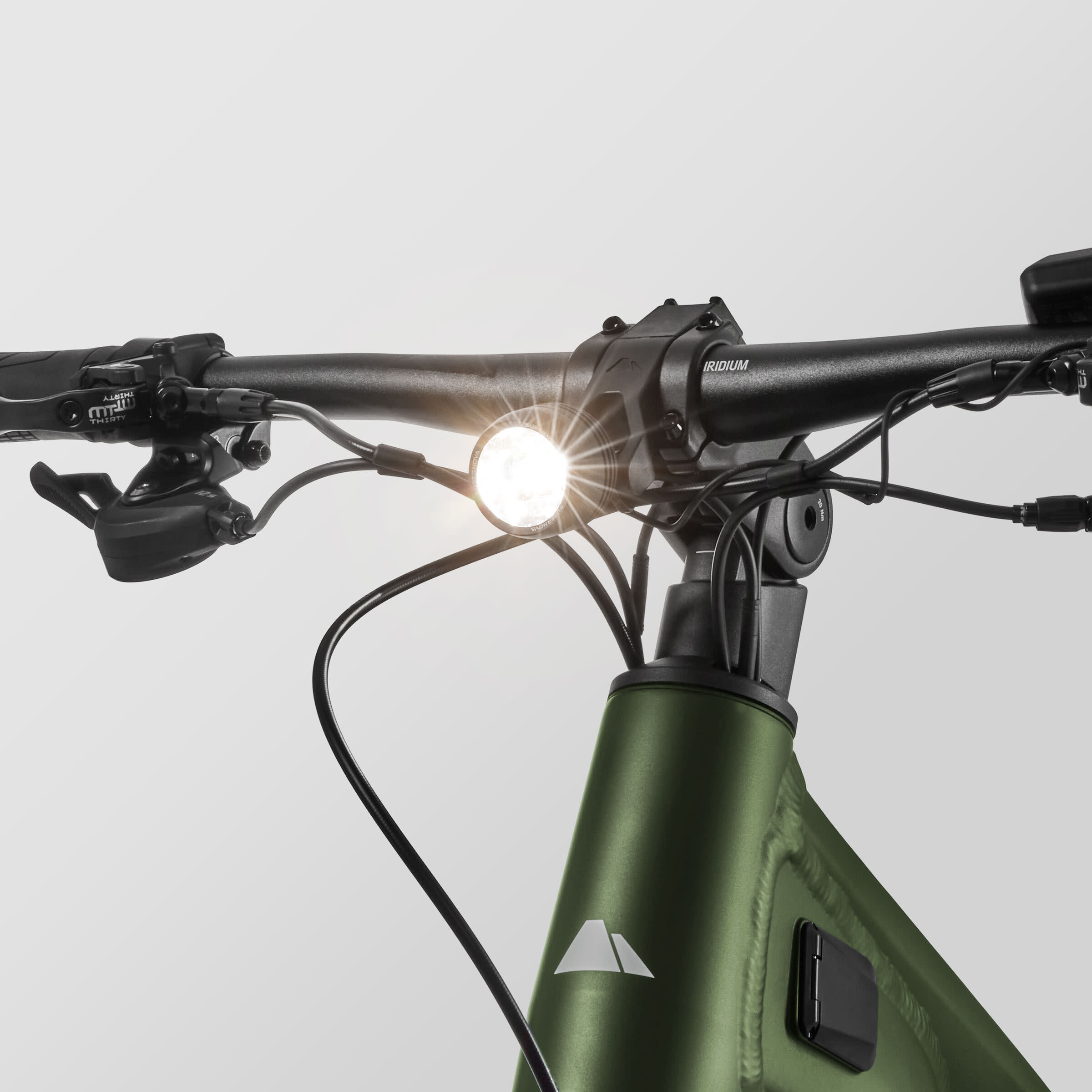 Pathlite:ON 6 SUV step-through