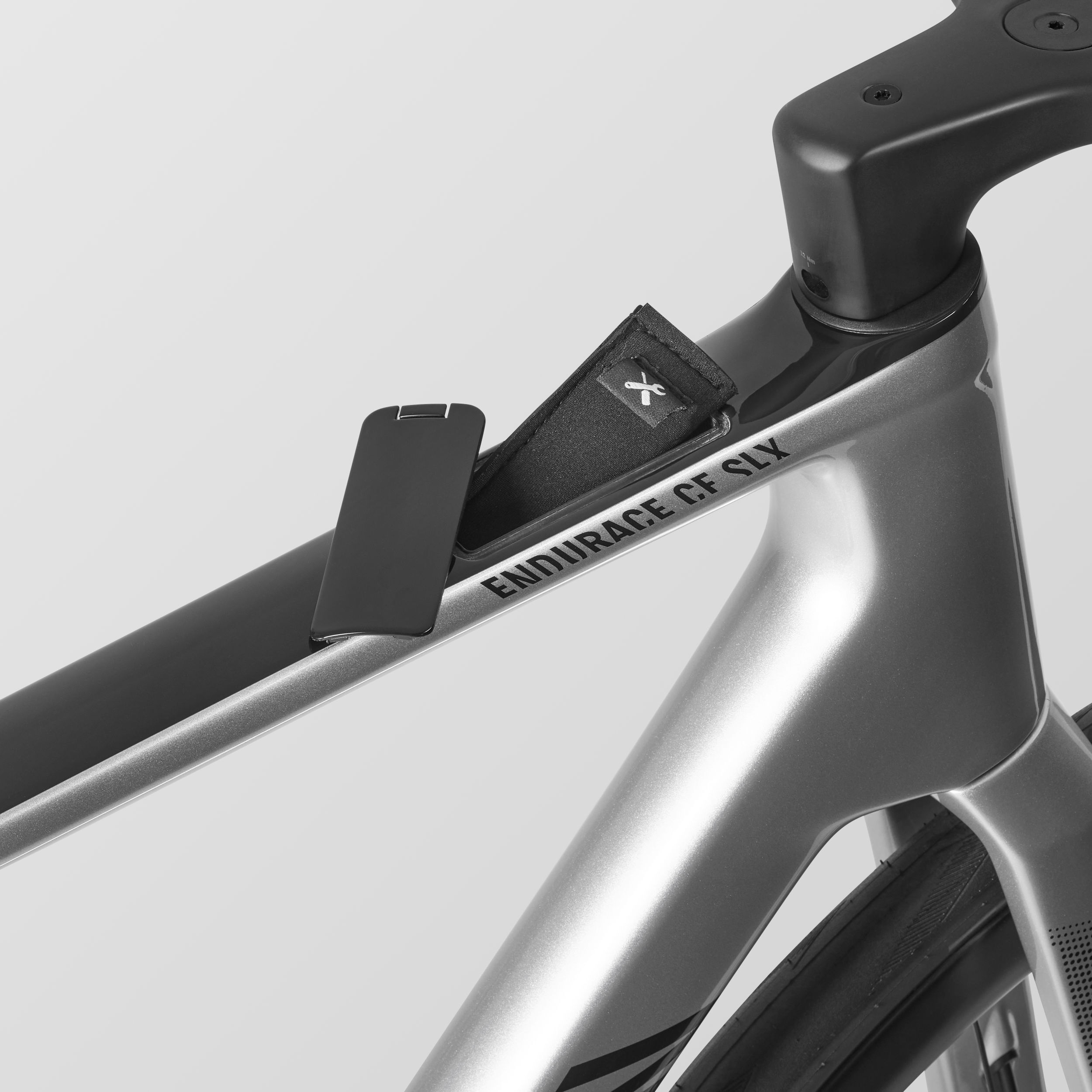 EDR CF SLX 8 DI 26 S sr/bk