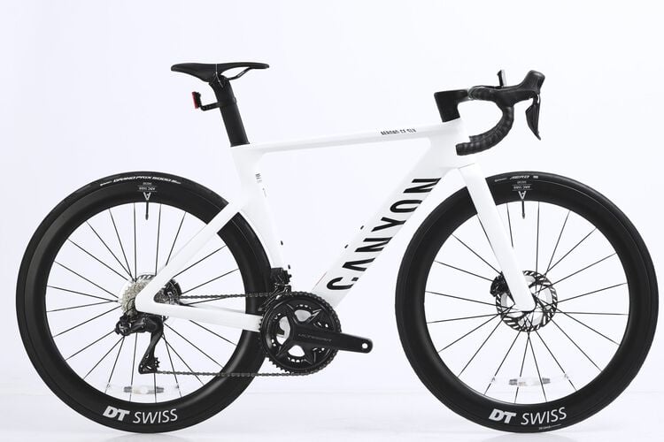 Aeroad CF SLX 8 Di2 Aeroad CF SLX 8 Di2