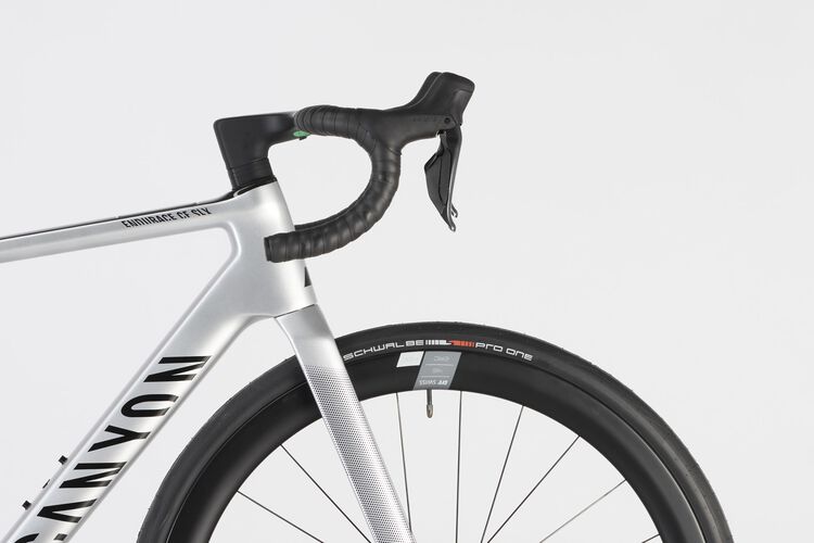 Endurace CF SLX 8 Di2 Endurace CF SLX 8 Di2
