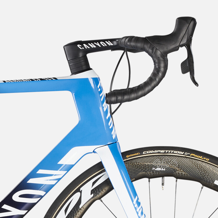 Aeroad CF SLX 9 Disc Team Movistar Aeroad CF SLX 9 Disc Team Movistar