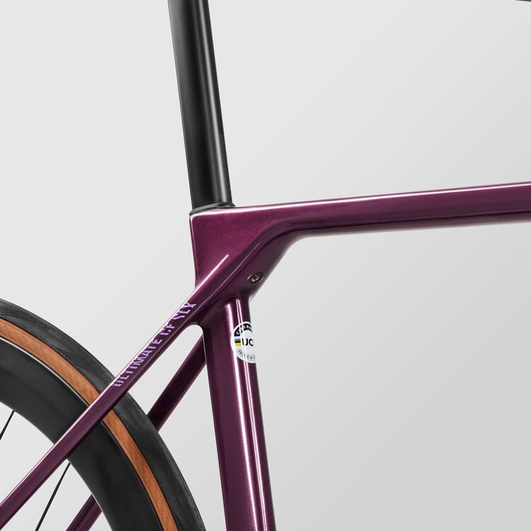 Ultimate CF SLX 9 Di2 Ultimate CF SLX 9 Di2
