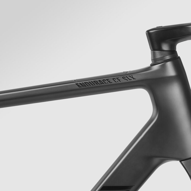 Endurace CF SLX 8 AXS AR60 Endurace CF SLX 8 AXS AR60