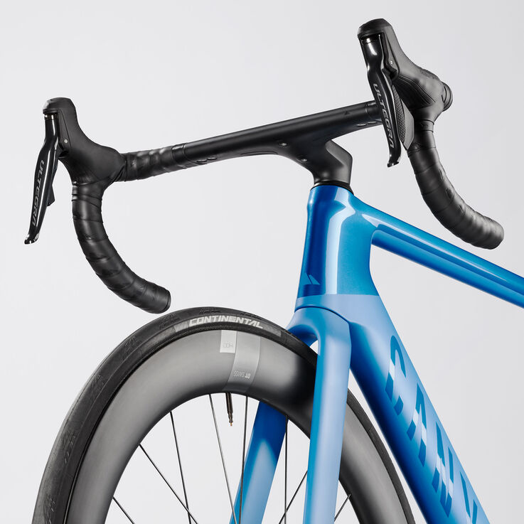 Aeroad CF SLX 8 DISC Di2 Aeroad CF SLX 8 DISC Di2