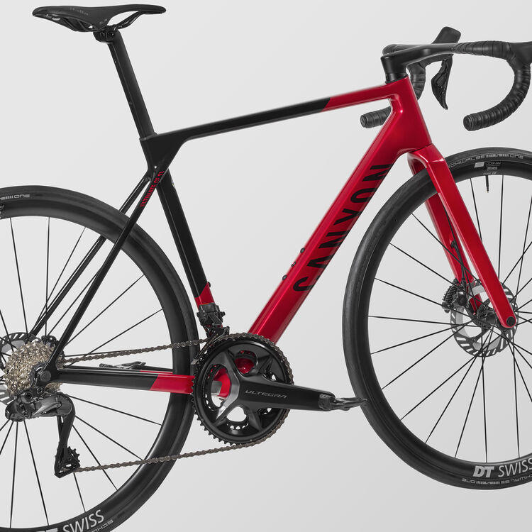 Ultimate CF SL 8 Di2 Ultimate CF SL 8 Di2