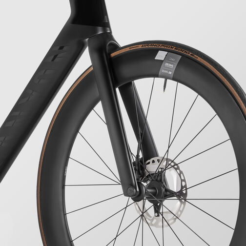 Aeroad CF SLX 8 Di2 Aeroad CF SLX 8 Di2