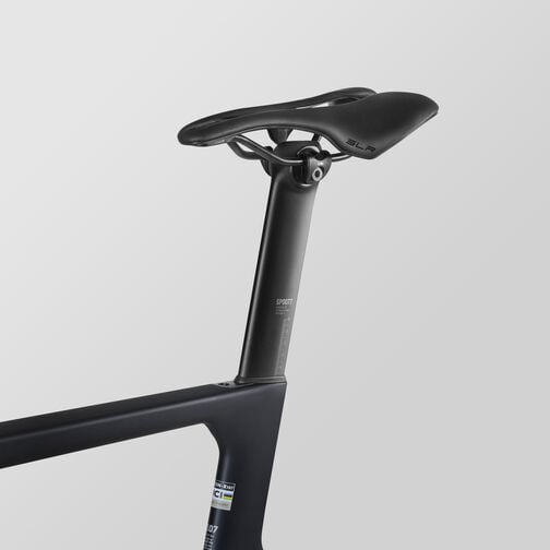 Aeroad CF SLX 7 Di2 Aeroad CF SLX 7 Di2