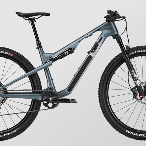 Lux Trail CF 8 Lux Trail CF 8