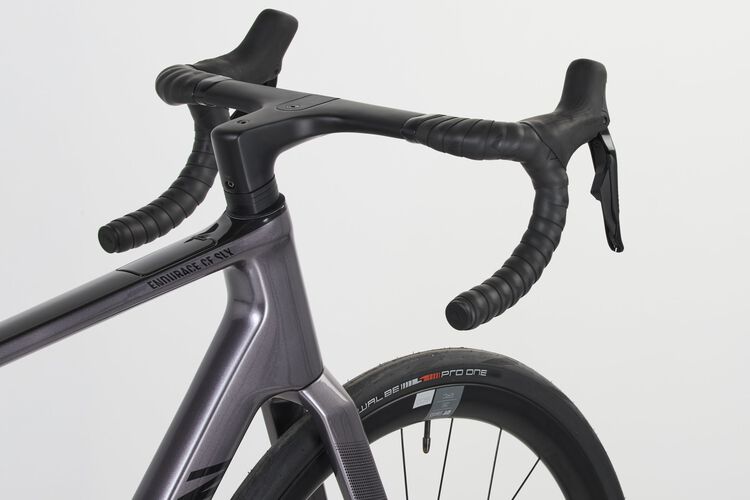 Endurace CF SLX 7 Di2 Endurace CF SLX 7 Di2