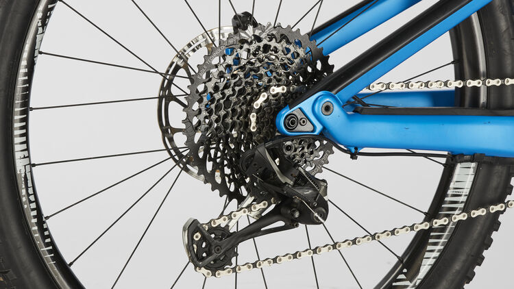 Neuron CF 9.0 SL Neuron CF 9.0 SL
