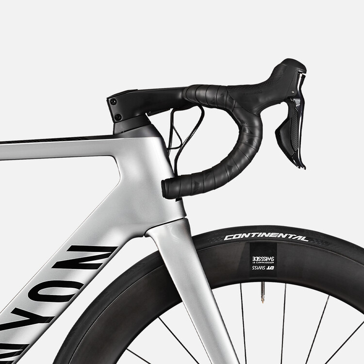 Aeroad CF SL Disc 8.0 Di2 Aeroad CF SL Disc 8.0 Di2