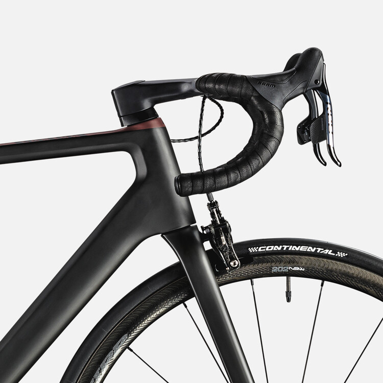 Ultimate CF Evo 10.0 LTD Ultimate CF Evo 10.0 LTD