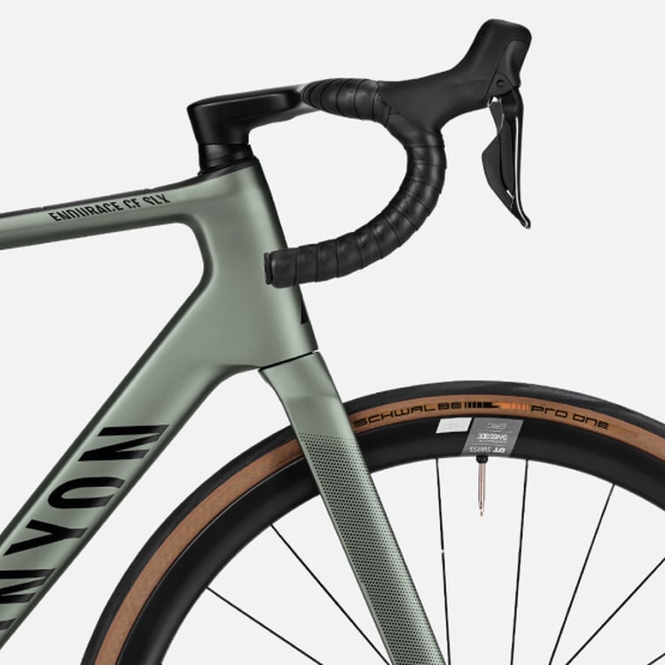 Endurace CF SLX 8 Di2 Endurace CF SLX 8 Di2
