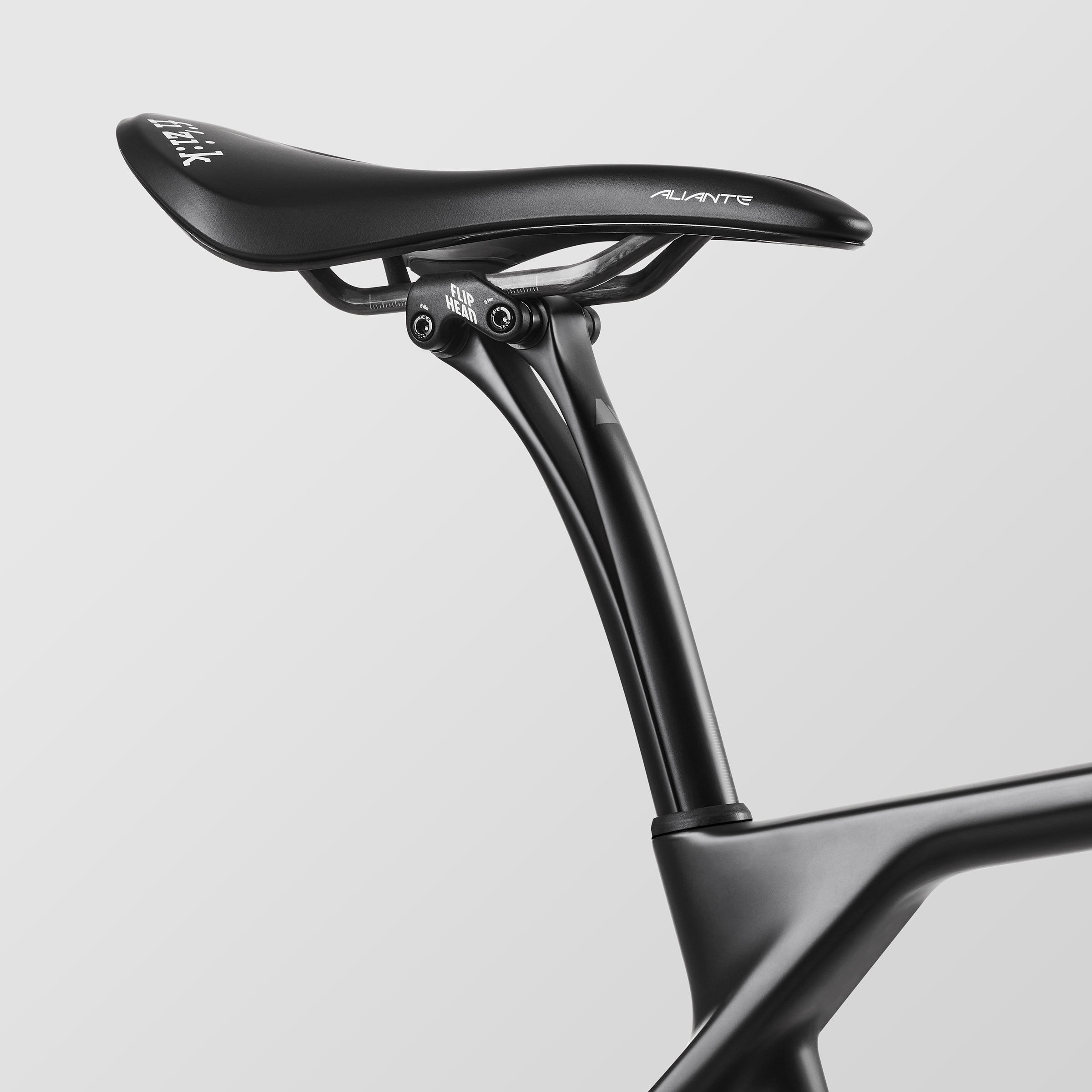 Canyon endurace sales seatpost