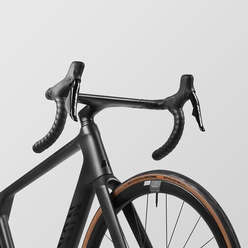 Endurace CF SLX 7 Di2 Endurace CF SLX 7 Di2