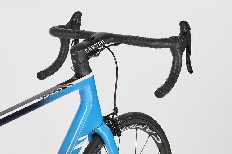 Ultimate CF SLX 9 Team Movistar Ultimate CF SLX 9 Team Movistar