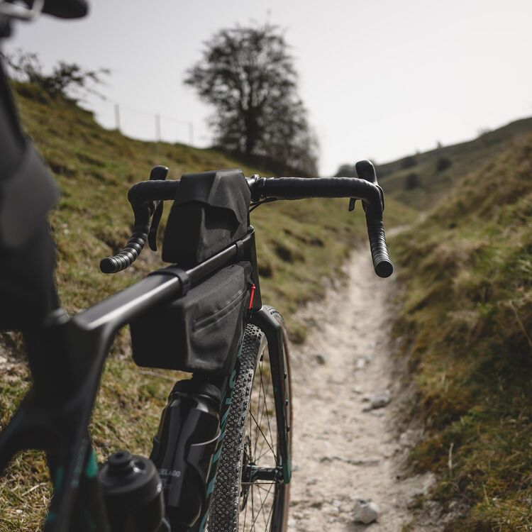 Apidura X Canyon Top Tube Pack Apidura X Canyon Top Tube Pack